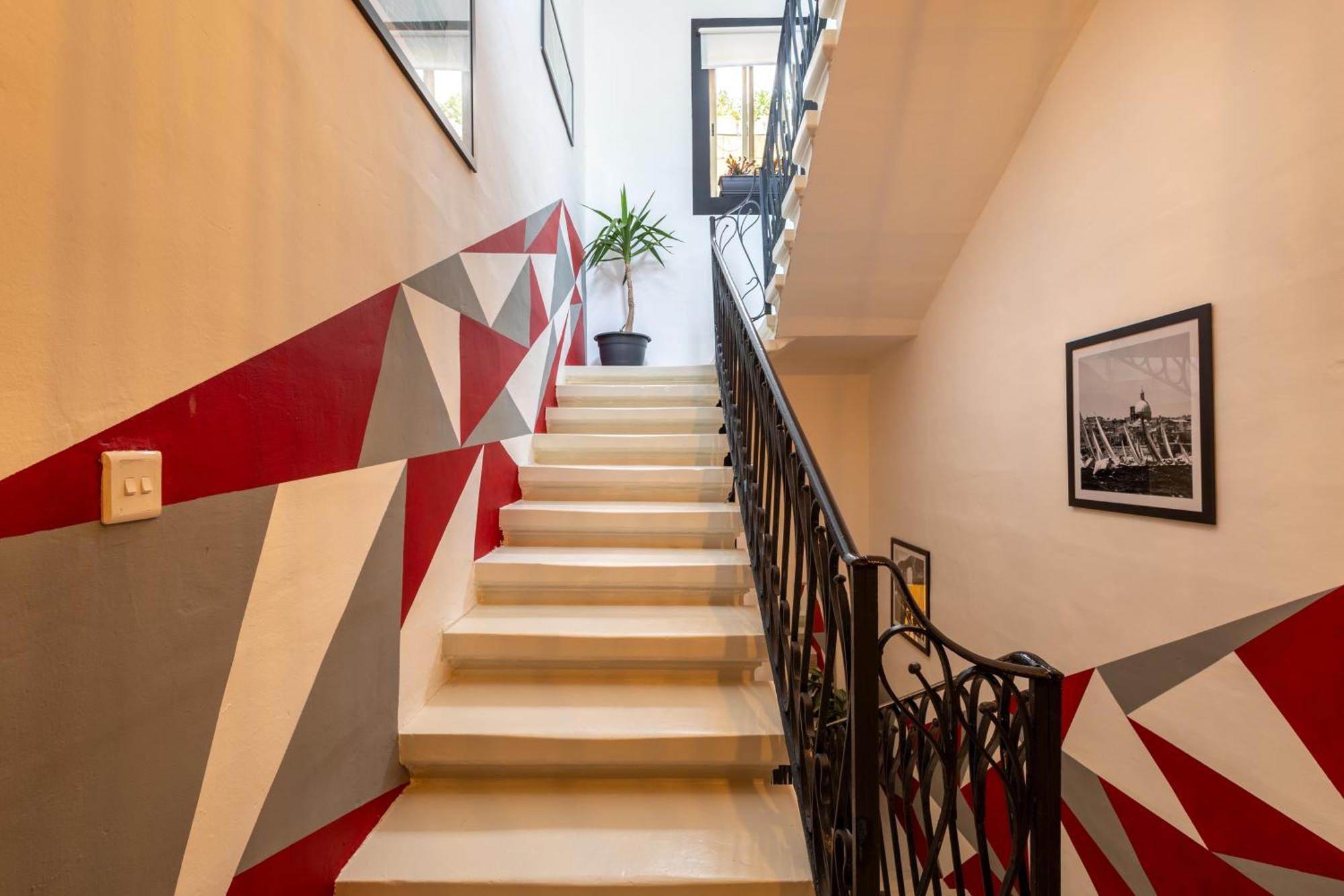 Quiet Twin Room With Private Bathroom, Not Ensuite Sliema Exterior foto
